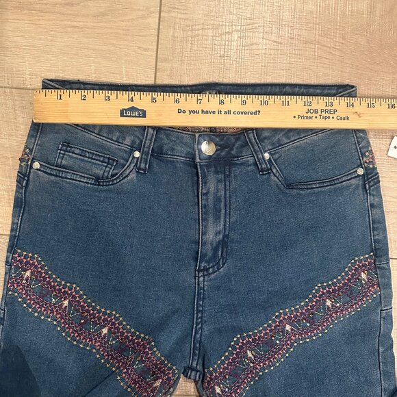 VENUS WOMENS EMBROIDERED JEANS BOOTCUT NEW SIZE 8 - Picture 7 of 14